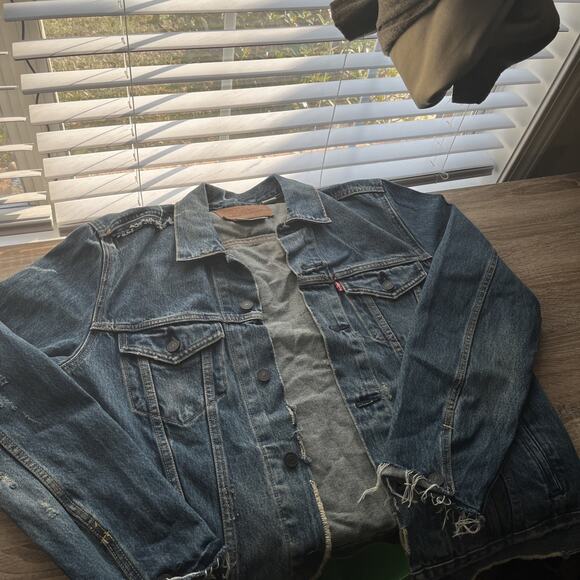 VTG Levi Strauss Signature Denim Trucker Jacket Mens M Blue Jean Coat Levi's - Picture 1 of 16